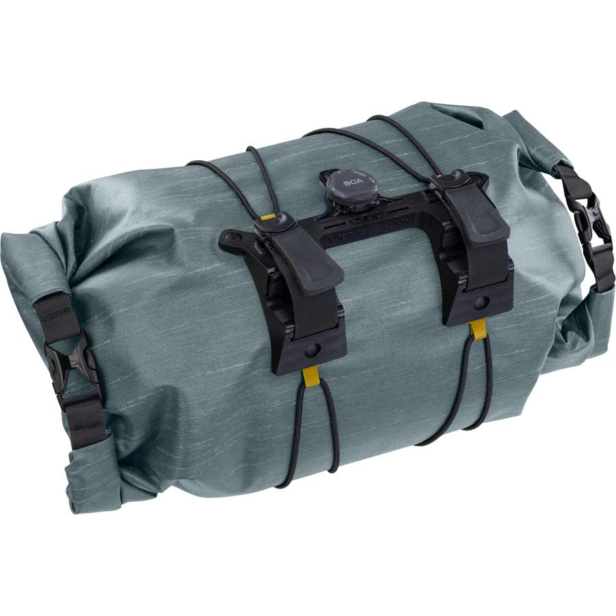 evoc-handlebar_packer-bikes-9b